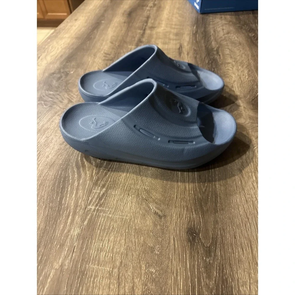 Men's Lightweight Slip-On Sandal - Blue